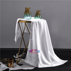 Prosop de baie 70x140cm alb – Greek Border, Bumbac 100% pentru Hoteluri și Pensiuni